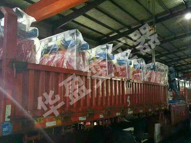 鸡西干式变压器发货现场